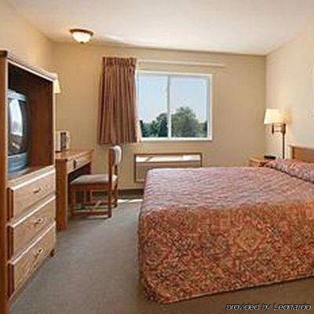 Capri Inn & Suites - Beatrice Chambre photo